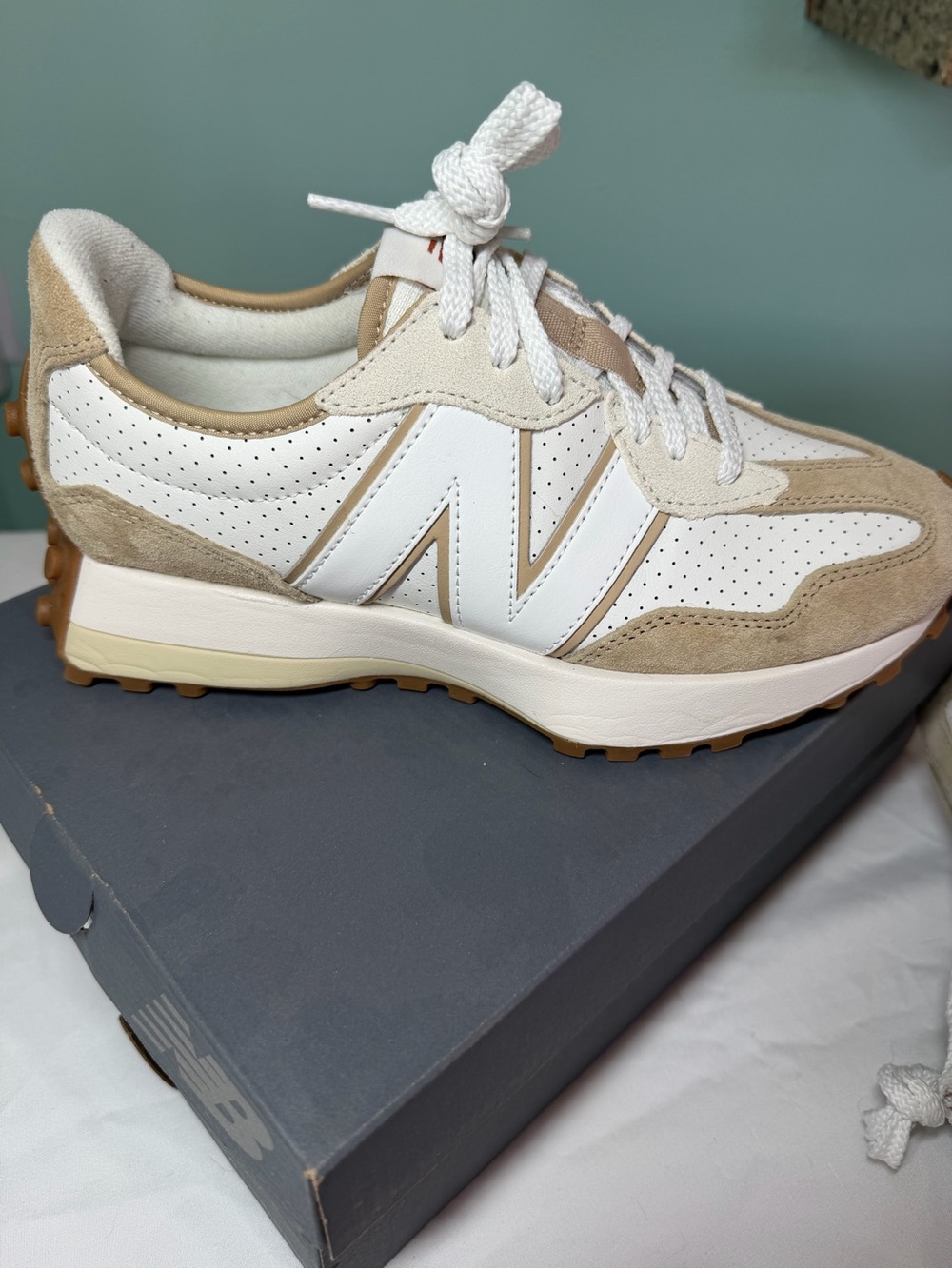 New Balance White and Tan New Balance 327 'Incense Sea Salt' (MS327PS) size 8 W - Picture 7 of 13